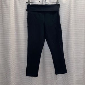 🎉 3 items for $20! Forever 21 3/4 Cotton Stretch Black Athletic Leggings